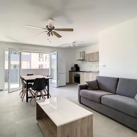 Appartement Location Saisonniere - Bel T3 Neuf - Ajaccio *
